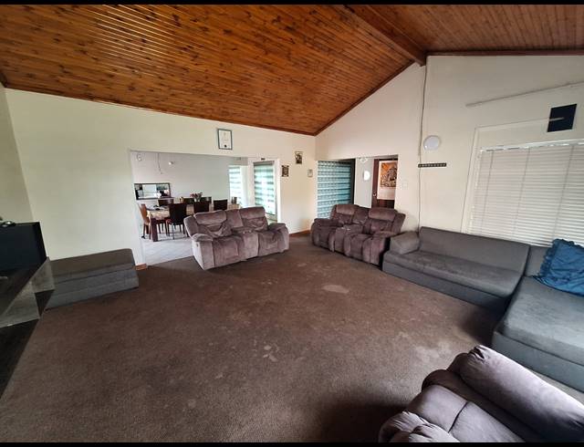 3 BEDROOM HOUSE FOR SALE IN VANDERBIJLPARK SE 7